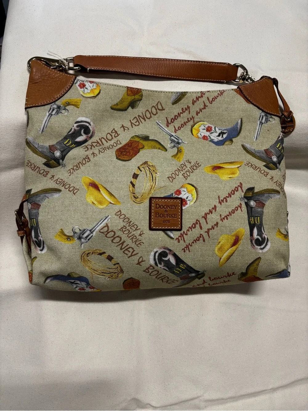 Dooney & Bourke Beige Canvas Western Print Shoulder Bag with Brown Leather Trim - Picture 3 of 6